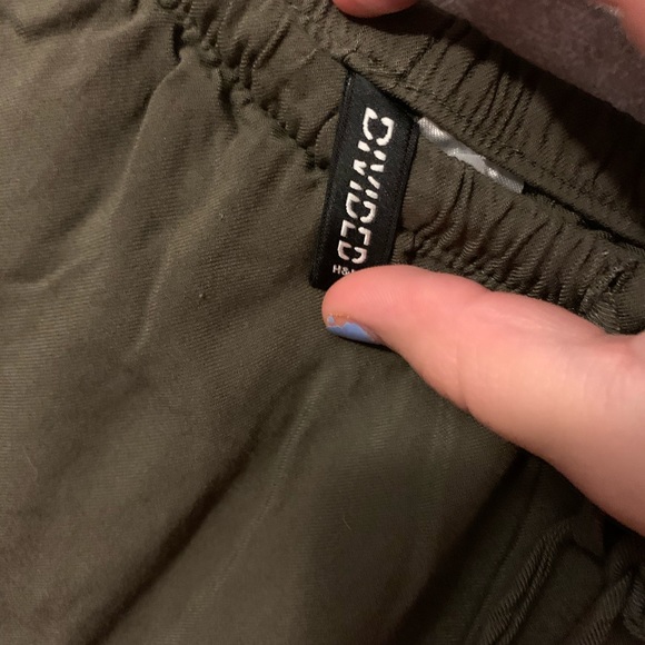 H&M Green Joggers - Picture 2 of 2
